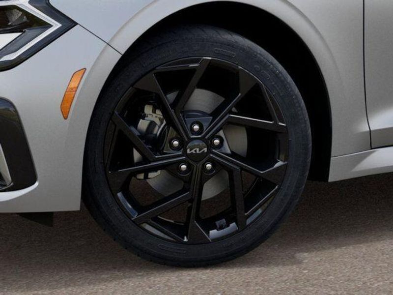 New 2026 Kia K5 GT-LineImage 10