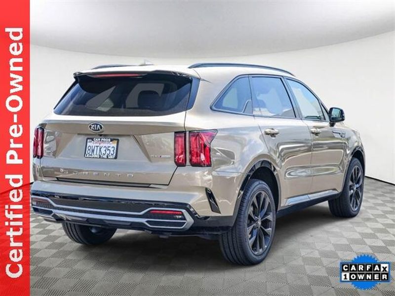 Used 2021 Kia Sorento SXImage 6
