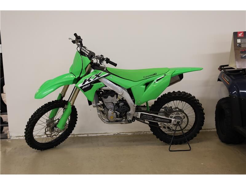 2024 Kawasaki KX250F Image 3