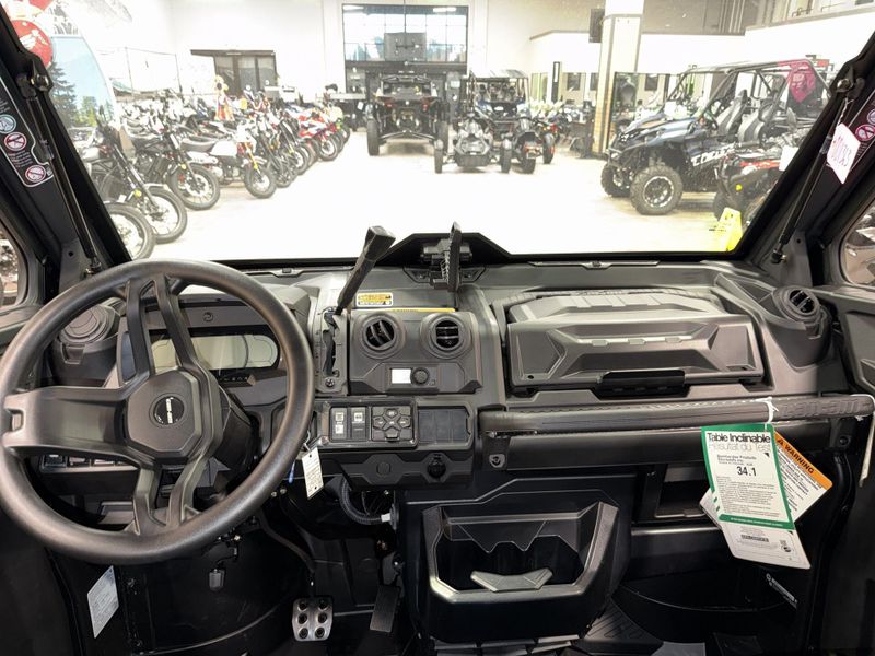 New 2025 Can-Am DEFENDER MAX LONE STAR CAB HD10 Image 23