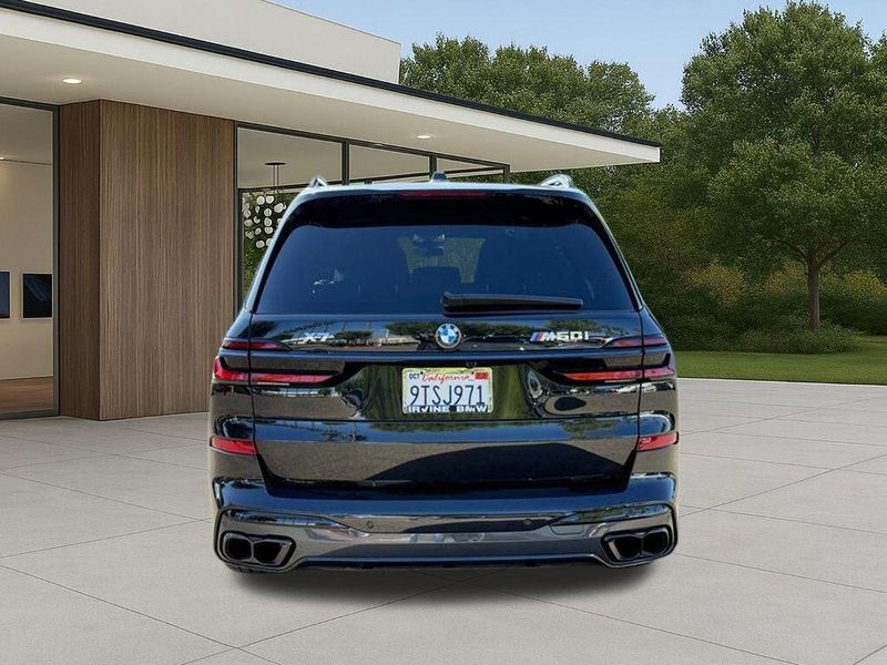 Used 2026 BMW X7 M60iImage 10