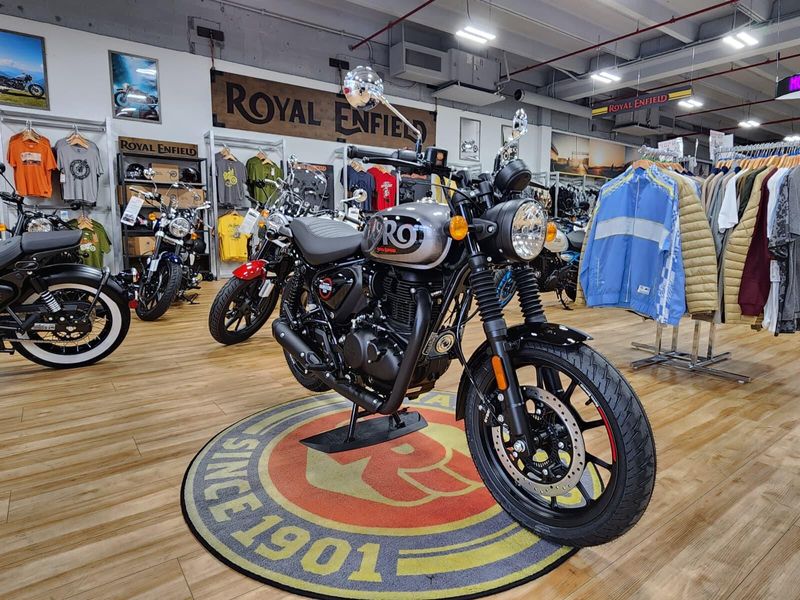 New 2024 Royal Enfield HUNTER 350 Image 9