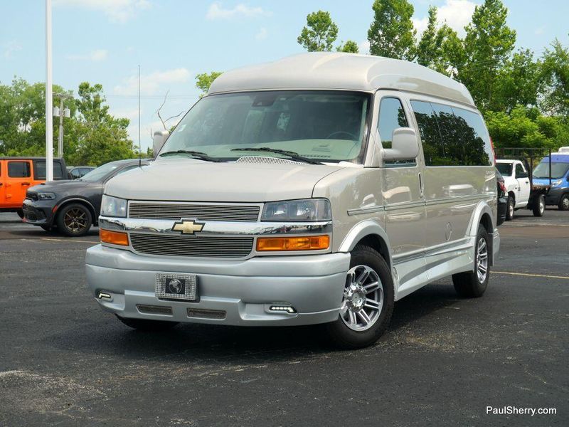 Used 2021 Chevrolet Express Passenger LSImage 7