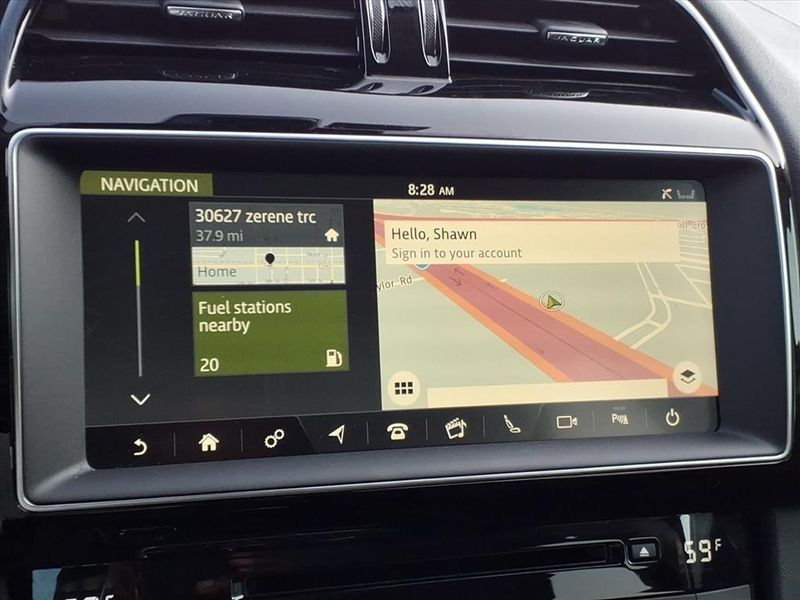 Used 2020 Jaguar F-PACE 25t PrestigeImage 8