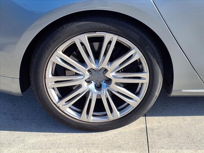2012 Audi A8 L 4.2Image 11