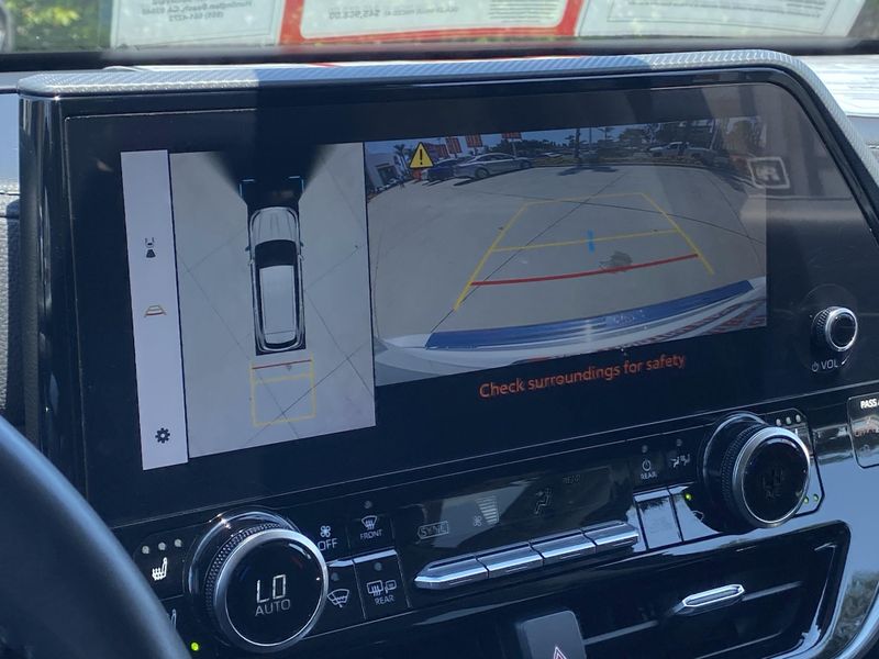 New 2023 Toyota Highlander PlatinumImage 21
