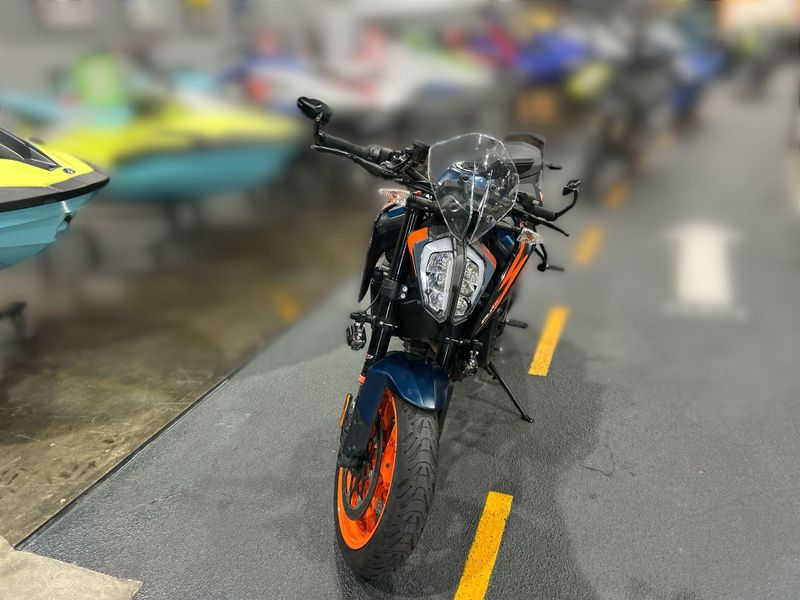 Used 2022 KTM 890 DUKE R Image 20