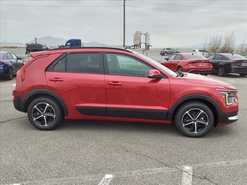 2024 Kia Niro EXImage 6