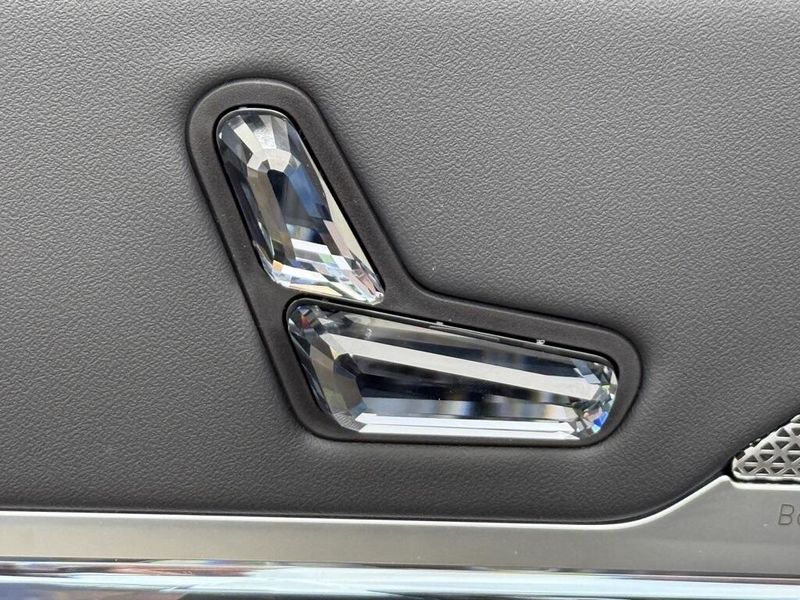 2025 BMW i7 eDrive50Image 18