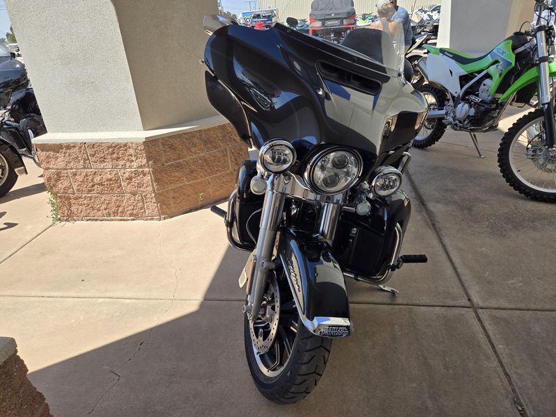 USED 2018 HARLEY ELECTRA GLIDE ULTRA CLASSIC Image 10