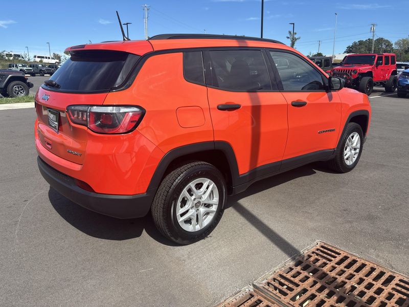 Used 2017 Jeep New Compass SportImage 5