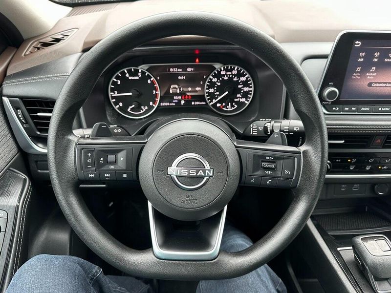 2022 Nissan Rogue SImage 2