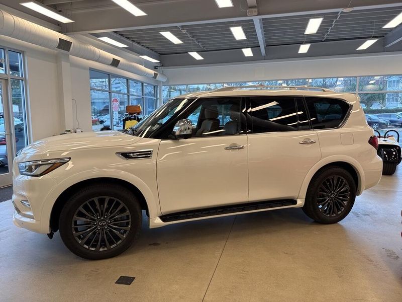 2022 INFINITI QX80 SensoryImage 5