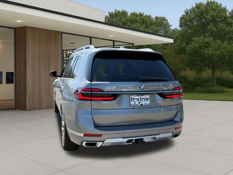 New 2026 BMW X7 xDrive40iImage 11