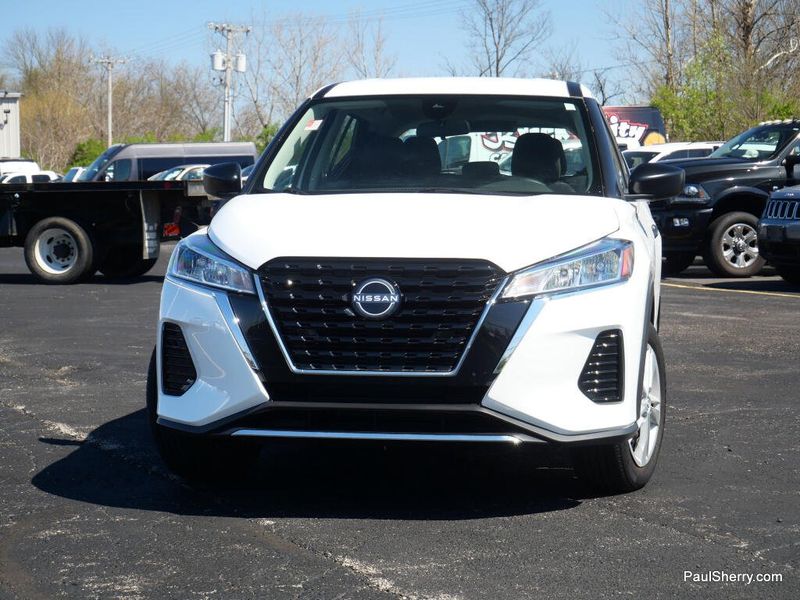 Used 2023 Nissan Kicks S