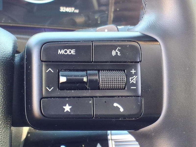 Used 2024 Hyundai Santa Fe CalligraphyImage 18