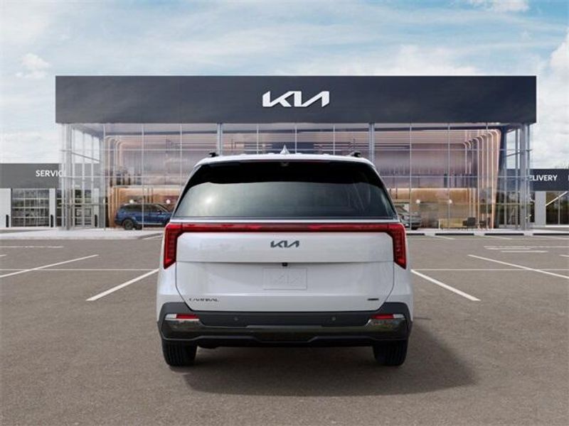 2025 Kia Carnival Hybrid SX PrestigeImage 5