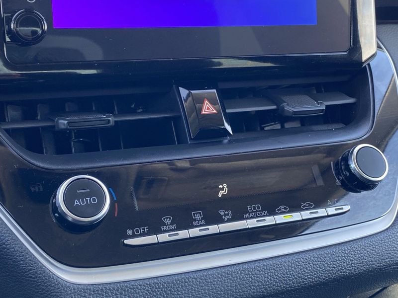 2024 Toyota Corolla LEImage 33
