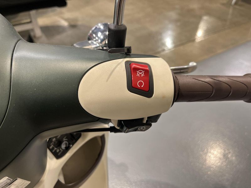New 2024 Honda Metropolitan Image 10