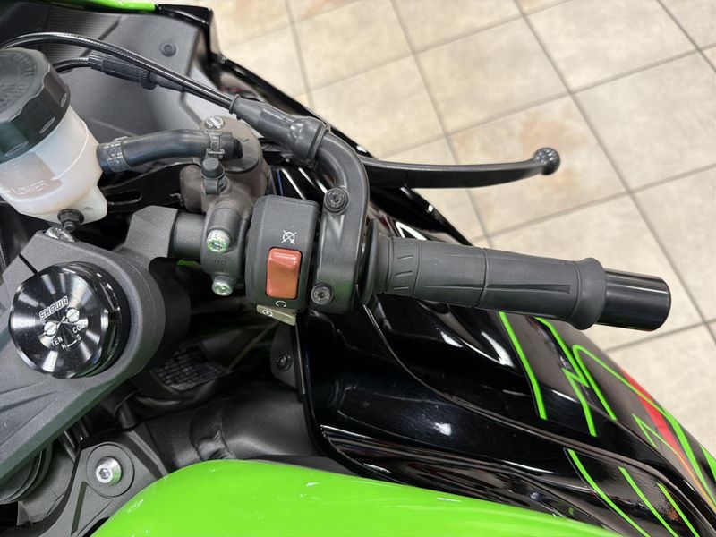 Used 2024 Kawasaki NINJA ZX-6R KRT EDITION ABS Image 24