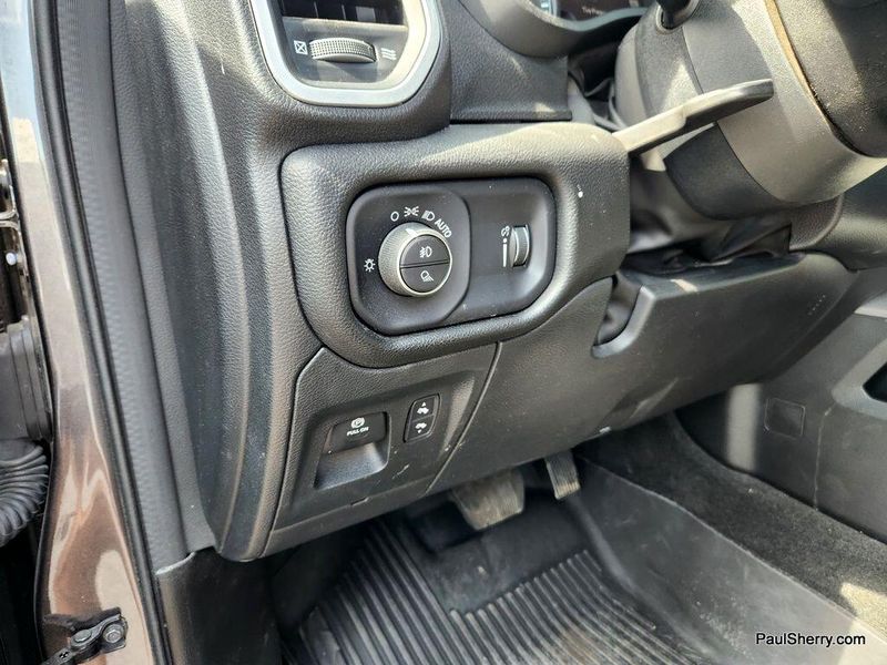 2023 RAM 1500 Big Horn NightImage 21
