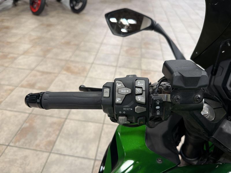 Used 2025 Kawasaki NINJA 1100SX SE Image 22