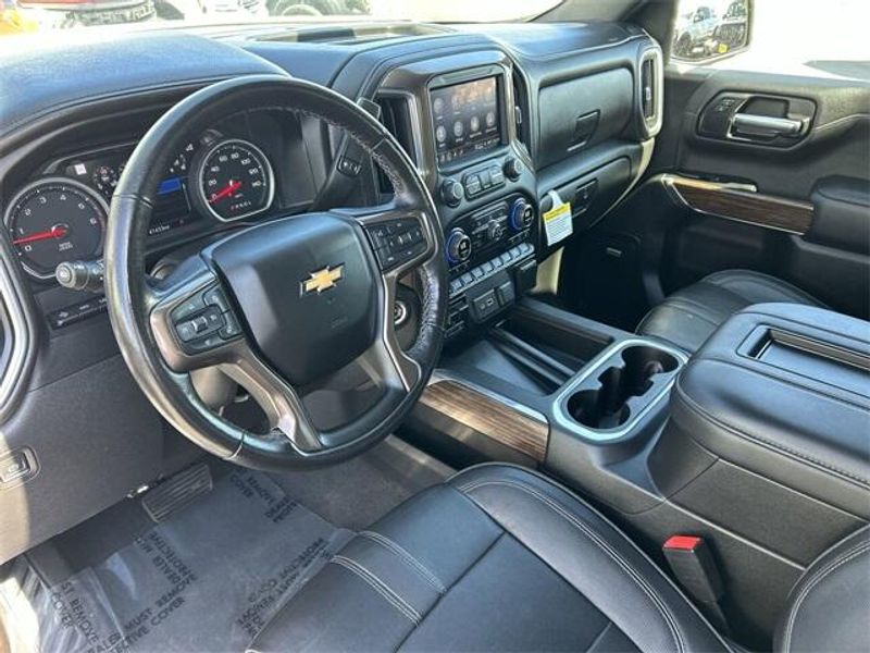 Used 2022 Chevrolet Silverado 1500 LTD High CountryImage 17