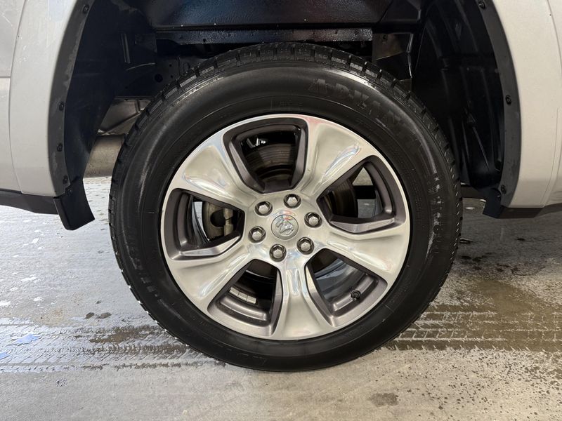 Used 2021 RAM 1500 LaramieImage 3