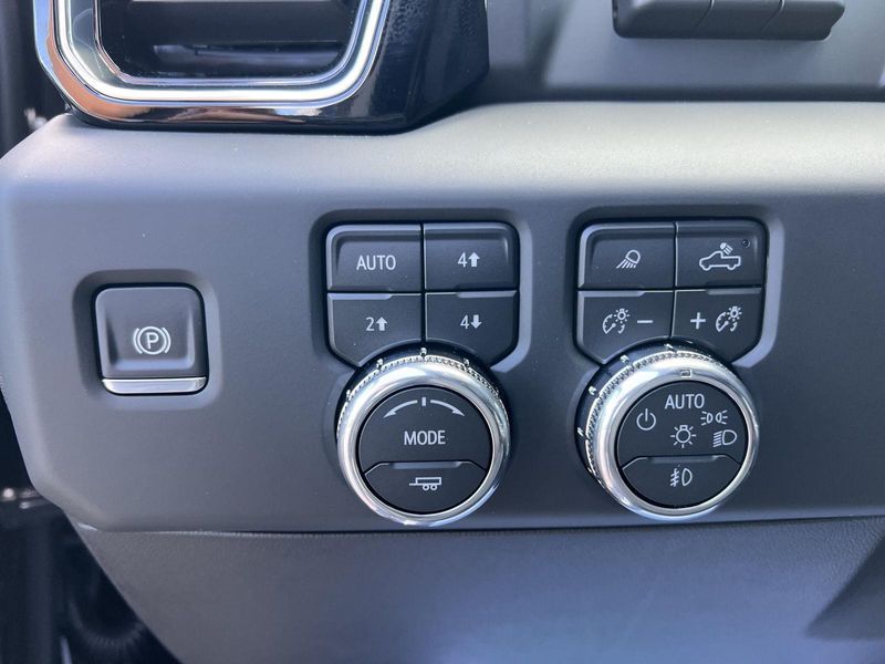 2026 Gmc Sierra 1500 Denali photo 17