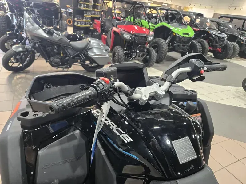 NEW 2026 CFMOTO CFORCE 1000 TOURING Image 16