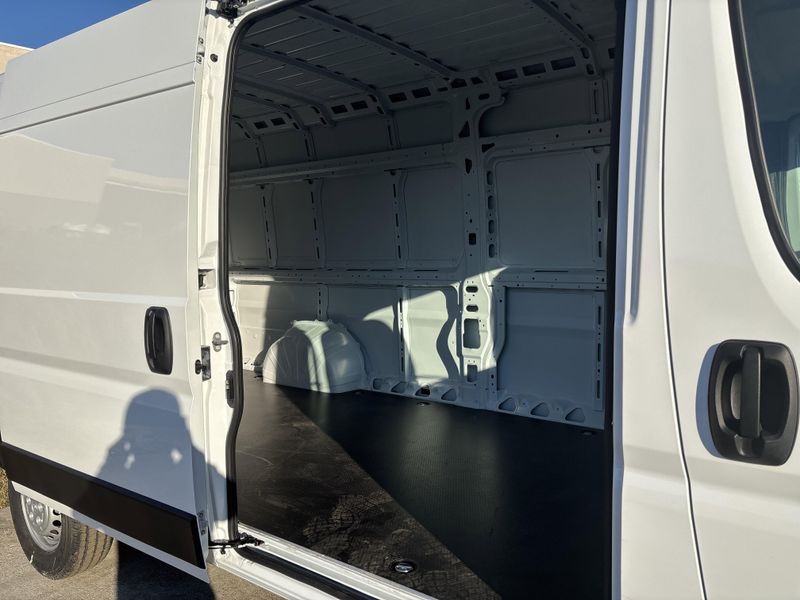 New 2026 RAM Promaster 3500 Tradesman Cargo Van High Roof 159