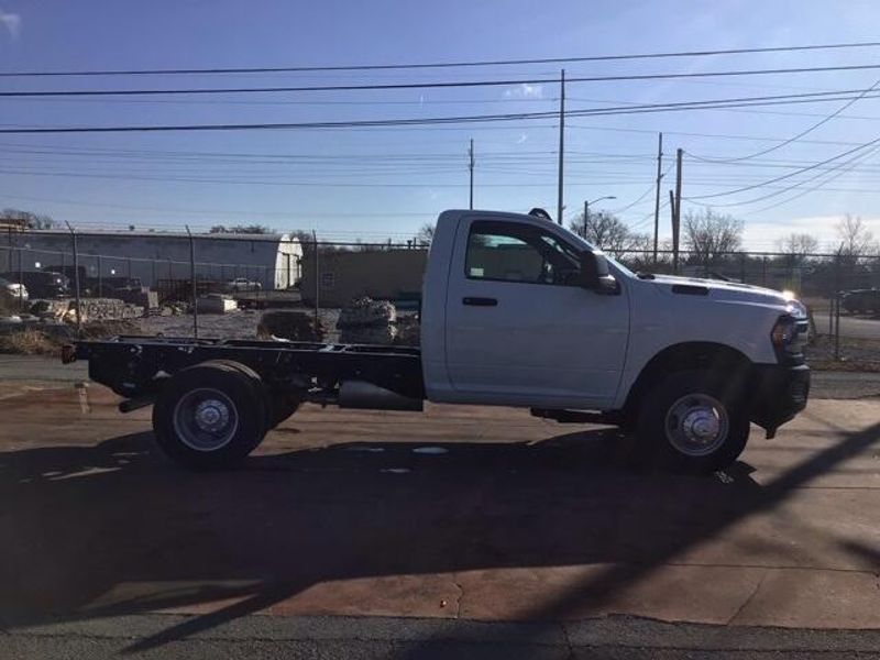 2024 RAM 3500 Tradesman Chassis Regular Cab 4x4 60