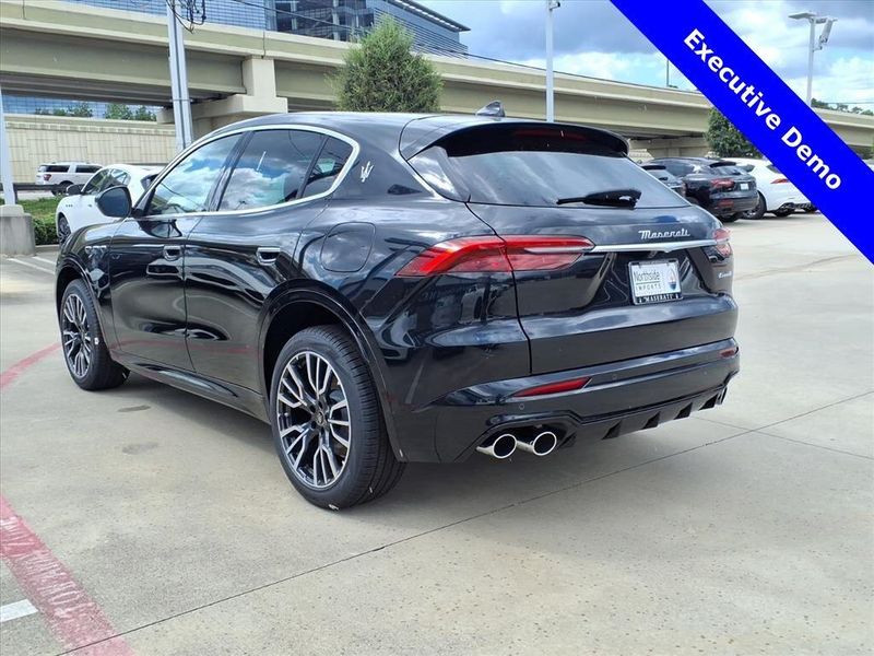 New 2025 Maserati Grecale Image 9