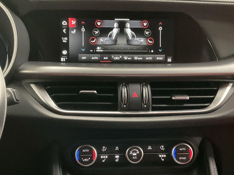 New 2026 Alfa Romeo Stelvio AwdImage 16