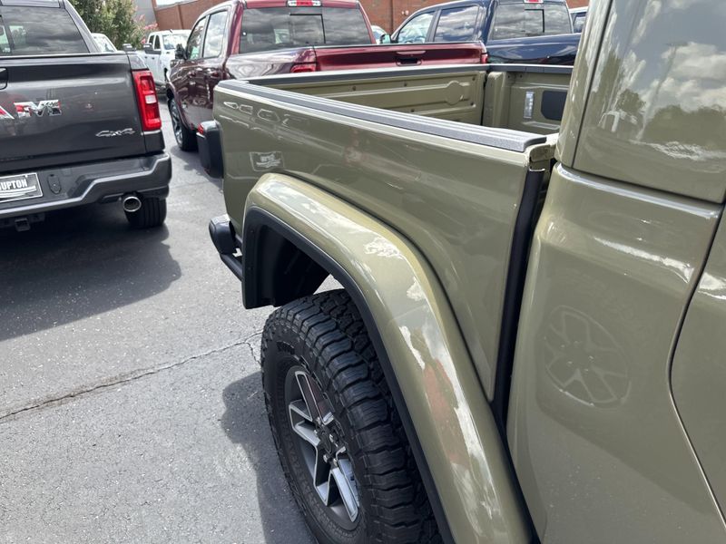 New 2025 Jeep Gladiator Mojave X 4x4Image 6