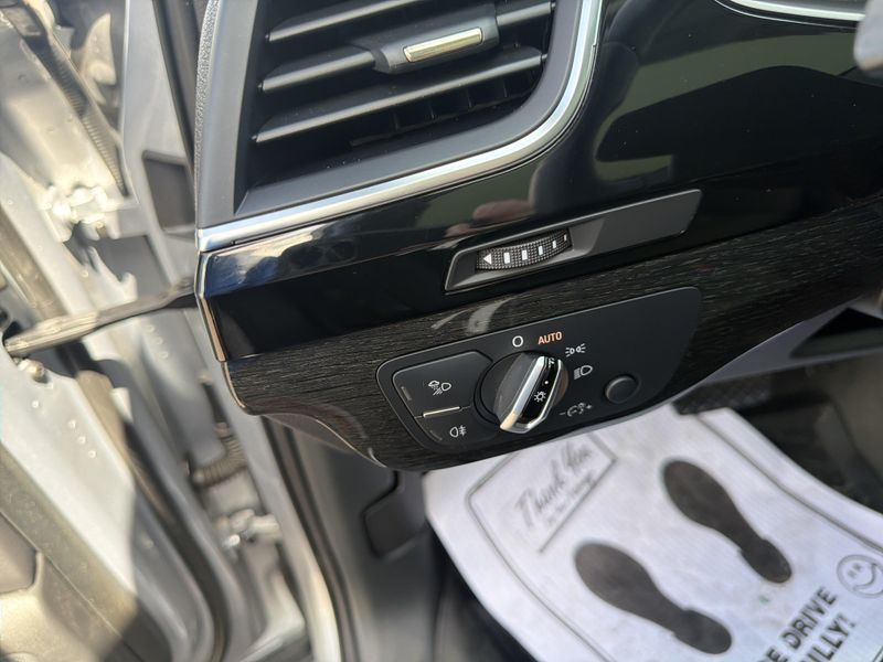 Used 2017 Audi Q7 Premium PlusImage 41