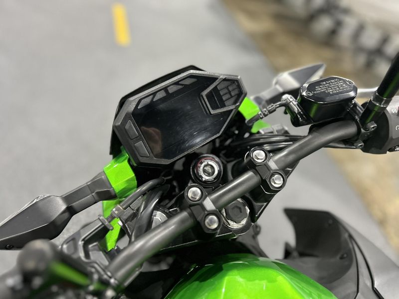 Used 2024 Kawasaki Z500 ABS Image 8