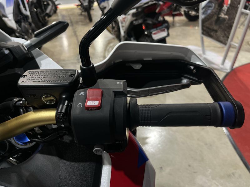 New 2025 Honda AFRICA TWIN ADV SP ES Image 12