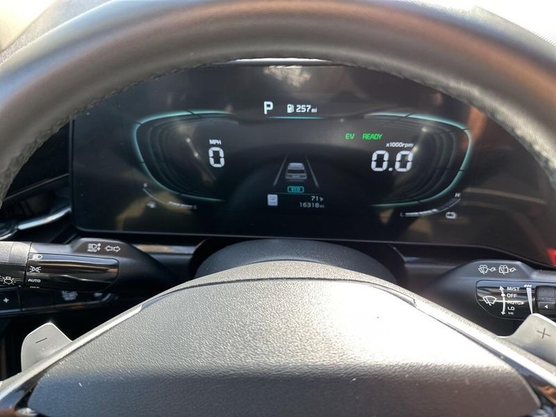 2023 Kia Niro EXImage 29