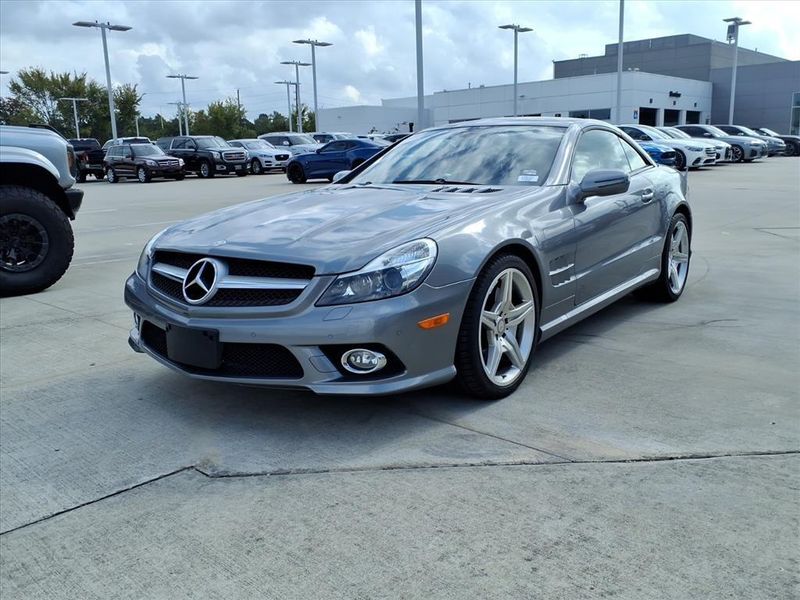 Used 2011 Mercedes-Benz SL 550 550Image 2