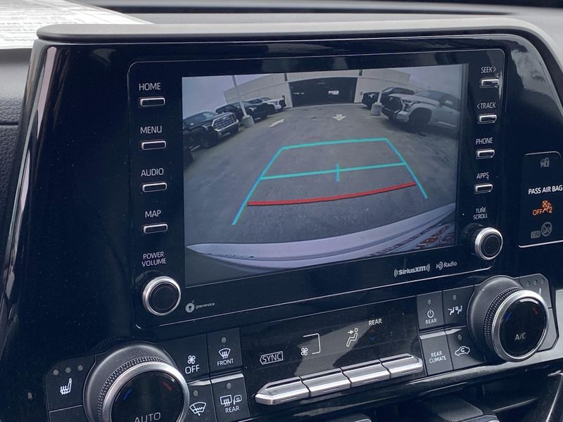 2022 Toyota Highlander XLEImage 23