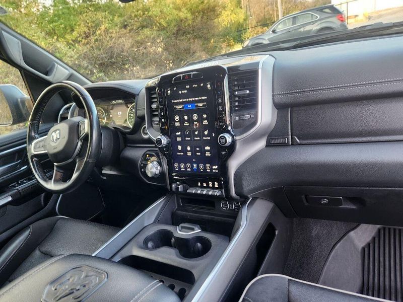 2021 RAM 1500 Laramie Night EcoDieselImage 26