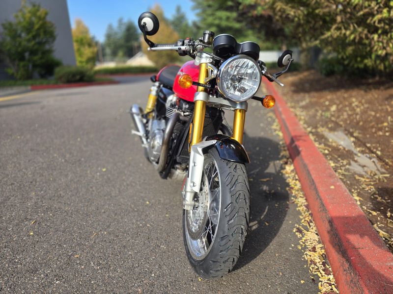 Used 2017 Triumph THRUXTON 1200 R 