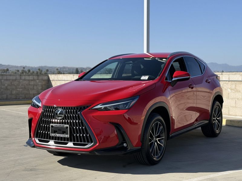 2024 Lexus NX 250Image 7