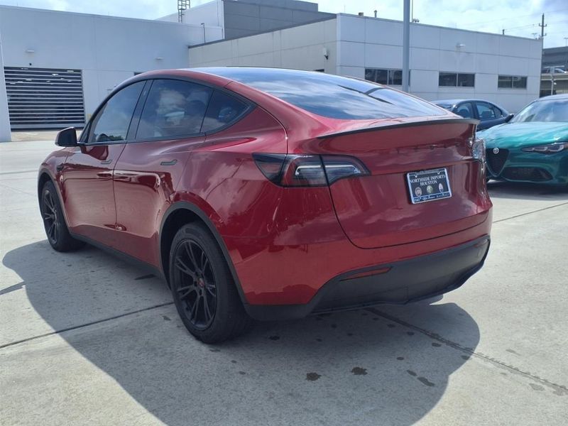 2023 Tesla Model Y Long RangeImage 9