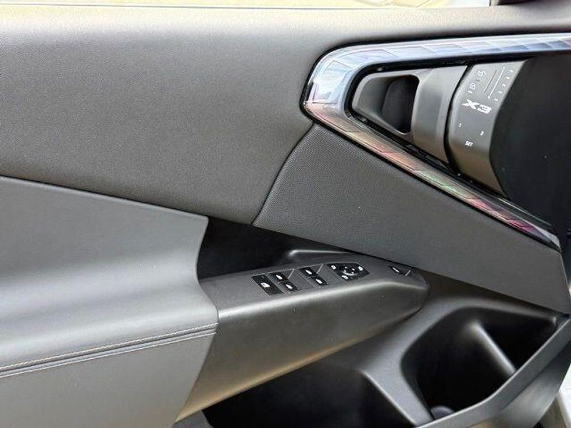 Used 2025 BMW X3 30 xDriveImage 18