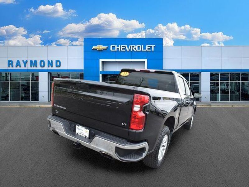 Used 2022 Chevrolet Silverado 1500 LTD LTImage 3