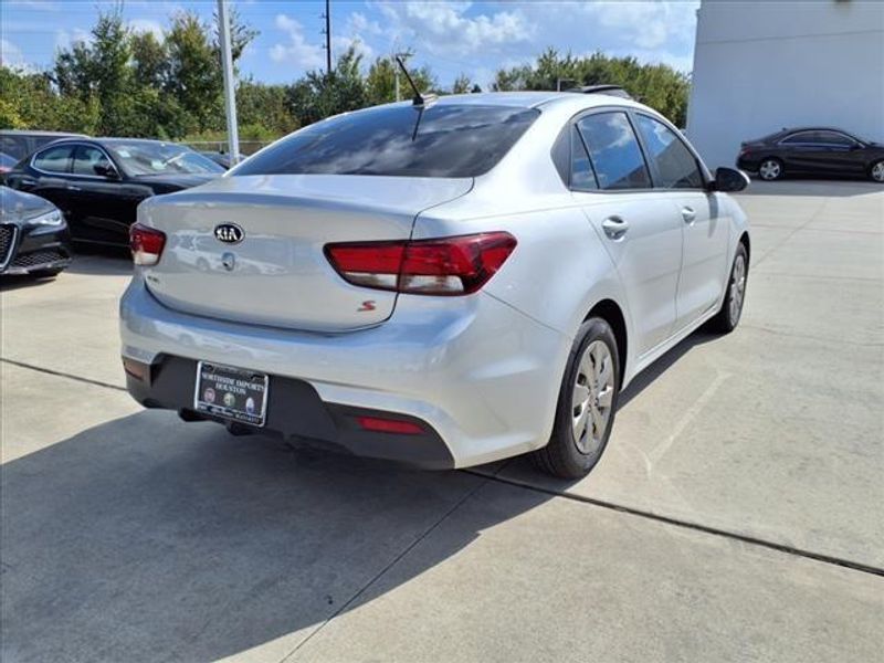 2019 Kia Rio SImage 2