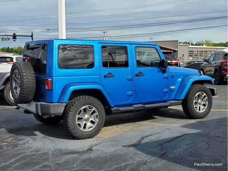 2015 Jeep Wrangler Unlimited SaharaImage 7