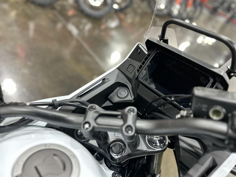 2025 Honda NX500 Image 19
